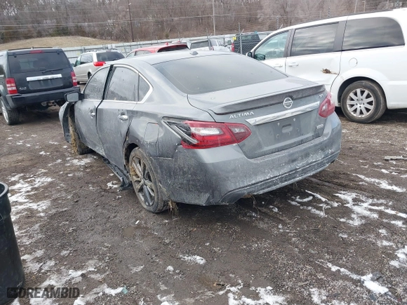 2018 Nissan Altima 2.5 SL with VIN 1N4AL3AP3JC159979, listed as a IAAI auction lot 41262870 with 87,249 mi miles. Bid and sale history available at carsss.com. Image 3.