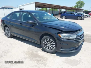 2019 Volkswagen Jetta S with VIN 3VWC57BU2KM268276, listed as a IAAI auction lot 42691540 with 35,711 mi miles and . Bid and sale history available at DreamBid. Image 1.