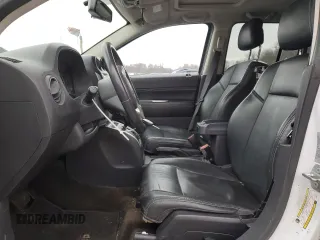 2017 Jeep Compass High Altitude with VIN 1C4NJDEBXHD103273, listed as a Copart auction lot 44627835 with 103,887 mi miles and Salvage Title. Bid and sale history available at DreamBid. Image 7.