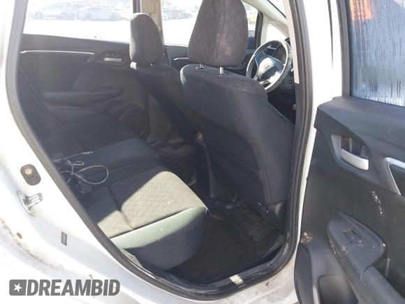 2015 Honda Fit LX with VIN 3HGGK5H52FM760590, listed as a IAAI auction lot 41176103 with 1 mi miles. Bid and sale history available at carsss.com. Image 8.