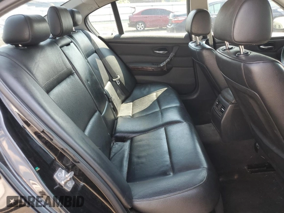 2011 BMW 3 Series 328i xDrive with VIN WBAPK7C54BF086869, listed as a Copart auction lot 63787175 with 151,738 mi miles and Salvage title. Bid and sale history available at DreamBid. Image 10.
