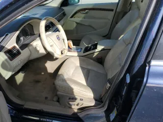 2010 Volvo V70 with VIN YV1982BW8A1125458, listed as a Copart auction lot 77194874 with Not provided miles and Salvage title. Bid and sale history available at DreamBid. Image 7.