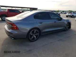 2019 Volvo S60 R-Design with VIN 7JRA22TM7KG013011, listed as a Copart auction lot 47976873 with 14,425 mi miles. Bid and sale history available at carsss.com. Image 3.