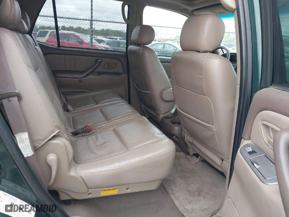 2001 Toyota Sequoia Limited with VIN 5TDBT48A61S040585, listed as a IAAI auction lot 42082703 with 263,203 mi miles. Bid and sale history available at carsss.com. Image 8.