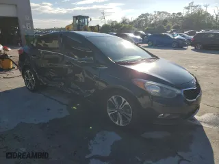 2016 Kia Forte EX with VIN KNAFX4A85G5480581, listed as a Copart auction lot 47047905 with 104,821 mi miles and Salvage Title. Bid and sale history available at carsss.com. Image 4.