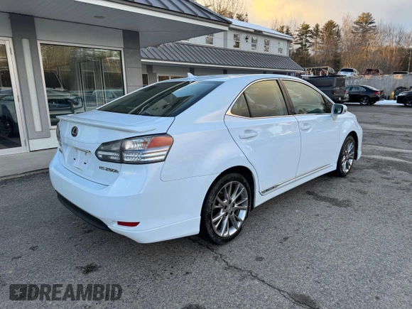 2010 Lexus HS 250h with VIN JTHBB1BAXA2003619, listed as a Copart auction lot 44415555 with 236,576 mi miles and Clean Title. Bid and sale history available at DreamBid. Image 4.