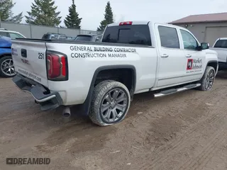 2018 GMC Sierra 1500 Denali with VIN 3GTU2PEJ6JG520383, listed as a IAAI auction lot 41849192 with 152,970 mi miles. Bid and sale history available at carsss.com. Image 4.