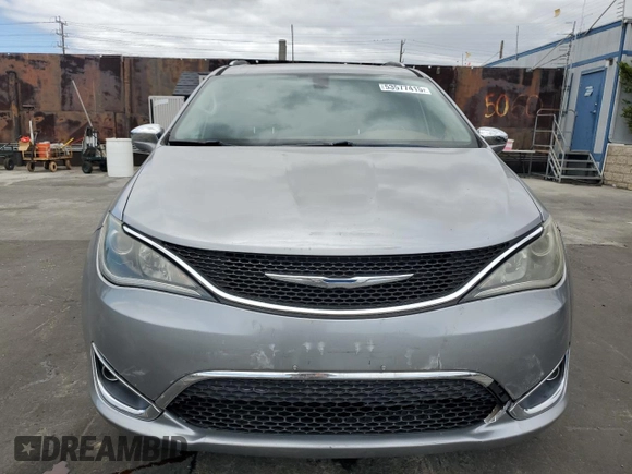 2017 Chrysler Pacifica Limited с VIN 2C4RC1GG3HR688911, выставлен на аукционе Copart как лот 53577415 с пробегом 48 993 миль миль и Списание • Salvage title. История ставок и продаж доступна на DreamBid. Изображение 5.