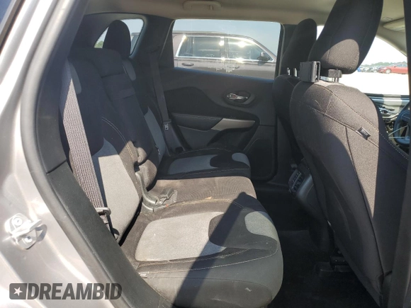 2018 Jeep Cherokee Latitude Tech Connect z VIN 1C4PJLCB5JD544112, wystawiony jako Copart lot #61896675 z przebiegiem 88 759 mil mil oraz Szkoda całkowita • Salvage title. Historia ofert i sprzedaży dostępna na DreamBid. Obrazek 11.