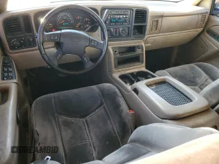 2005 Chevrolet Suburban LS with VIN 3GNEC16ZX5G176881, listed as a Copart auction lot 80467894 with 203,283 mi miles and Salvage title. Bid and sale history available at DreamBid. Image 8.