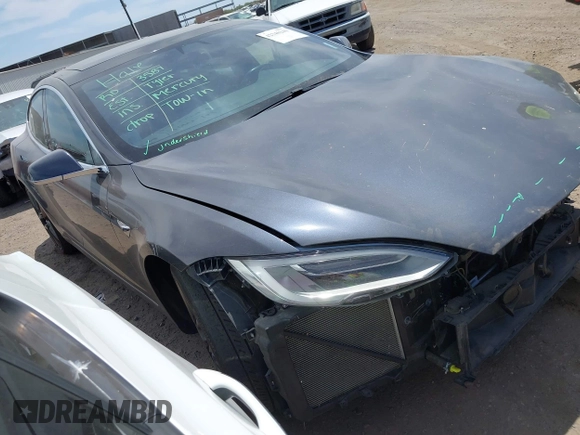 2018 Tesla Model S 75D with VIN 5YJSA1E43JF260547, listed as a IAAI auction lot 42346240 with 89,637 mi miles and . Bid and sale history available at DreamBid. Image 1.
