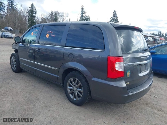 2015 Chrysler Town & Country S with VIN 2C4RC1HG3FR711213, listed as a IAAI auction lot 41830810 with 112,910 mi miles. Bid and sale history available at carsss.com. Image 3.