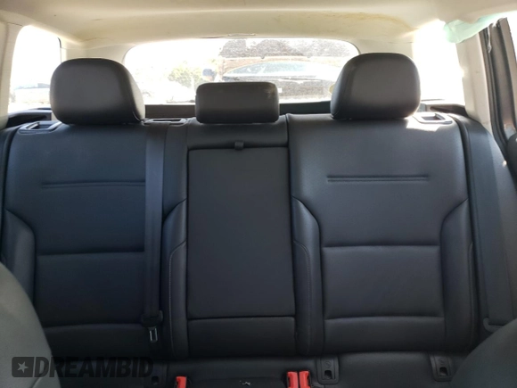 2015 Volkswagen Golf SportWagen TDI SE with VIN 3VWCA7AU9FM512010, listed as a Copart auction lot 68118573 with 124,313 mi miles. Bid and sale history available at carsss.com. Image 10.