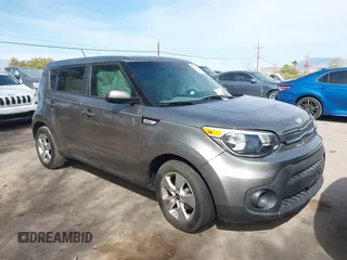 2019 Kia Soul z VIN KNDJN2A23K7691665, wystawiony jako IAAI lot #41925094 z przebiegiem 67 679 mil mil oraz . Historia ofert i sprzedaży dostępna na DreamBid. Obrazek 1.