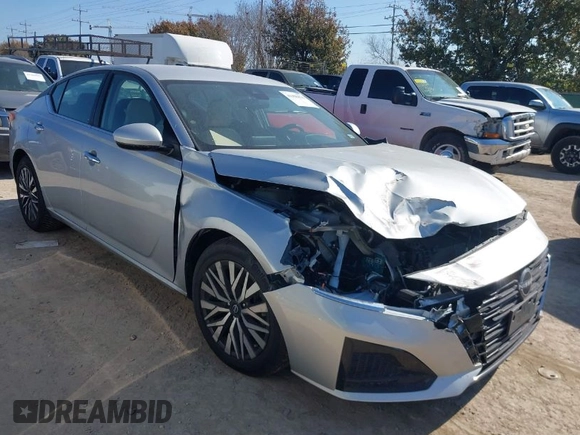 2023 Nissan Altima 2.5 SV with VIN 1N4BL4DV0PN364984, listed as a IAAI auction lot 41490876 with 40,571 mi miles. Bid and sale history available at carsss.com. Image 1.