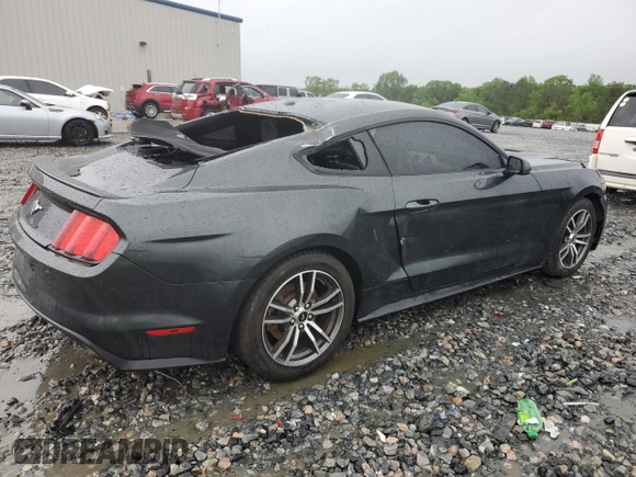 2016 Ford Mustang EcoBoost z VIN 1FA6P8TH3G5217146, wystawiony jako Copart lot #51730975 z przebiegiem 105 160 mil mil oraz Szkoda całkowita • Salvage title. Historia ofert i sprzedaży dostępna na DreamBid. Obrazek 3.