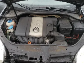 2008 Volkswagen Jetta SE with VIN 3VWRZ71K38M025776, listed as a Copart auction lot 55985785 with 200,694 mi miles and Salvage title. Bid and sale history available at DreamBid. Image 11.