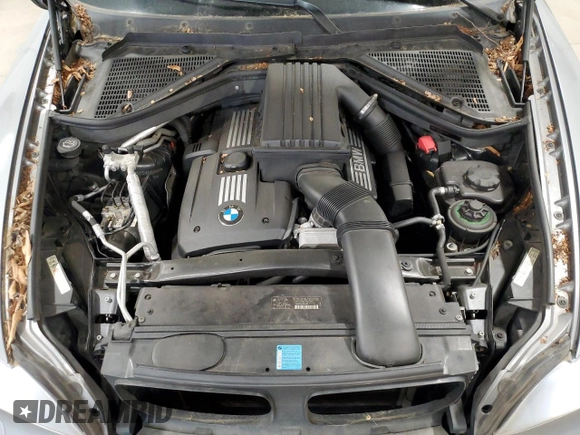 2008 BMW X5 3.0si z VIN 5UXFE43528L022455, wystawiony jako Copart lot #61400064 z przebiegiem 177 525 mil mil oraz Szkoda całkowita • Salvage title. Historia ofert i sprzedaży dostępna na DreamBid. Obrazek 12.