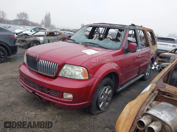 2006 Lincoln Navigator Luxury z VIN 5LMFU27516LJ15069, wystawiony jako IAAI lot #38529771 z przebiegiem Nie podano mil oraz . Historia ofert i sprzedaży dostępna na DreamBid. Obrazek 2.