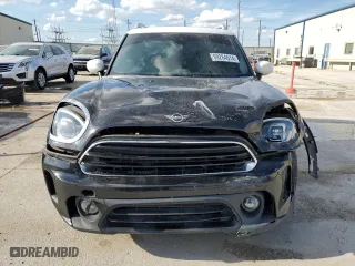 2022 MINI Countryman Cooper with VIN WMZ23BR07N3N34844, listed as a Copart auction lot 69264514 with 40,591 mi miles and Salvage Title. Bid and sale history available at carsss.com. Image 5.