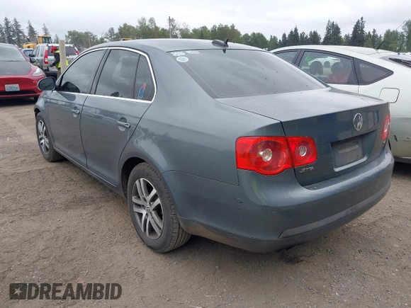 2006 Volkswagen Jetta 1.9L TDI with VIN 3VWST71K26M720752, listed as a IAAI auction lot 42266404 with 127,869 mi miles and . Bid and sale history available at DreamBid. Image 3.