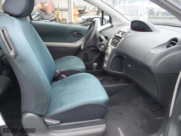 2007 Toyota Yaris with VIN JTDJT923175067632, listed as a IAAI auction lot 41471162 with 80,307 mi miles. Bid and sale history available at carsss.com. Image 5.