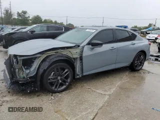 2024 Acura TLX w/A-Spec Package with VIN 19UUB6F5XRA001862, listed as a Copart auction lot 70484204 with 1,400 mi miles and Salvage Title. Bid and sale history available at carsss.com. Image 1.