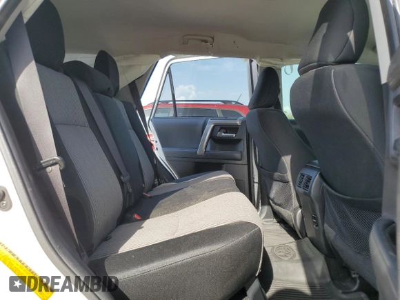 2018 Toyota 4Runner SR5 z VIN JTEBU5JR6J5593418, wystawiony jako Copart lot #60228085 z przebiegiem 96 239 mil mil oraz Szkoda całkowita • Salvage title. Historia ofert i sprzedaży dostępna na DreamBid. Obrazek 11.