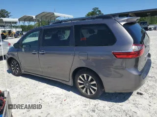 2020 Toyota Sienna XLE z VIN 5TDDZ3DC3LS236382, wystawiony jako Copart lot #57954705 z przebiegiem 69 761 mil mil oraz Szkoda całkowita • Salvage title. Historia ofert i sprzedaży dostępna na DreamBid. Obrazek 2.