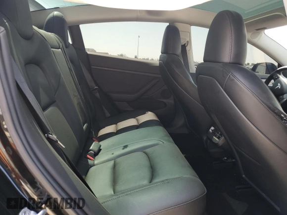 2023 Tesla Model 3 z VIN 5YJ3E1EA9PF665321, wystawiony jako Copart lot #59938995 z przebiegiem 60 679 mil mil oraz Szkoda całkowita • Salvage title. Historia ofert i sprzedaży dostępna na DreamBid. Obrazek 10.