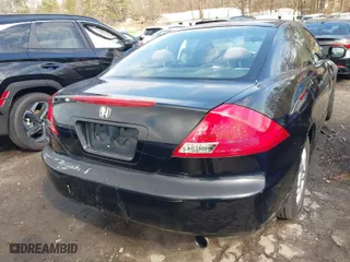 2006 Honda Accord Cpe LX with VIN 1HGCM72336A010723, listed as a IAAI auction lot 41512195 with 284,922 mi miles. Bid and sale history available at carsss.com. Image 16.