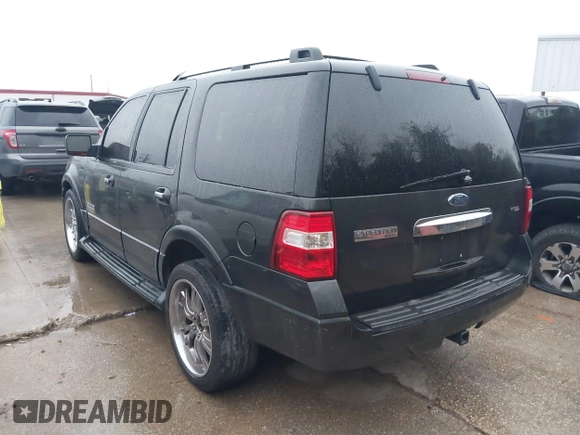2007 Ford Expedition Limited with VIN 1FMFU19597LA14809, listed as a IAAI auction lot 41426283 with 227,208 mi miles. Bid and sale history available at carsss.com. Image 3.