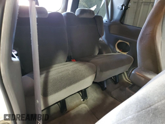 2000 Ford Explorer with VIN 1FMYU60X3YUA72785, listed as a Copart auction lot 61815325 with 184,643 mi miles and Clean title. Bid and sale history available at DreamBid. Image 11.