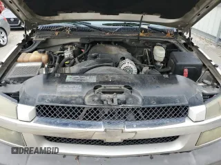 2004 Chevrolet Avalanche LS with VIN 3GNGK22G74G238385, listed as a Copart auction lot 73567174 with 243,413 mi miles and Salvage Title. Bid and sale history available at DreamBid. Image 11.