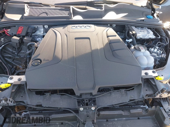 2024 Audi Q7 Premium Plus with VIN WA1LCBF75RD009328, listed as a IAAI auction lot 41366494 with 6,367 mi miles and . Bid and sale history available at DreamBid. Image 10.