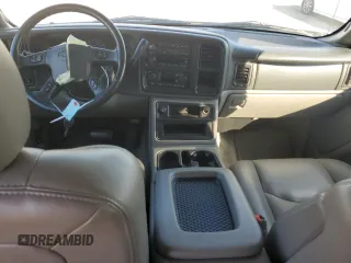 2004 Chevrolet Suburban LT with VIN 1GNFK16Z94J291458, listed as a Copart auction lot 73242864 with 151,676 mi miles and Salvage Title. Bid and sale history available at carsss.com. Image 8.