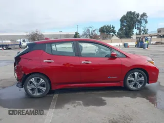 2019 Nissan LEAF SV z VIN 1N4AZ1CP2KC301692, wystawiony jako IAAI lot #41255433 z przebiegiem 36 916 mil mil oraz . Historia ofert i sprzedaży dostępna na DreamBid. Obrazek 14.
