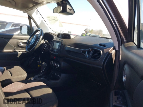 2017 Jeep Renegade Latitude with VIN ZACCJBBB7HPG48462, listed as a IAAI auction lot 41544445 with 94,594 mi miles. Bid and sale history available at carsss.com. Image 5.