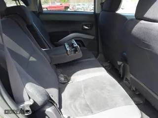 2008 Mitsubishi Outlander XLS with VIN JA4MT41X88Z013687, listed as a IAAI auction lot 41941061 with 170,526 mi miles. Bid and sale history available at carsss.com. Image 8.