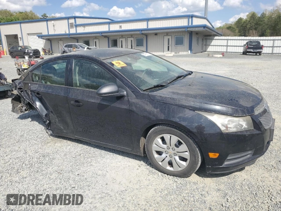 2014 Chevrolet Cruze LS with VIN 1G1PA5SG3E7372295, listed as a Copart auction lot 51911975 with 140,609 mi miles and Salvage Title. Bid and sale history available at carsss.com. Image 4.