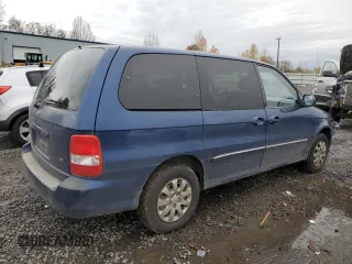 2004 Kia Sedona LX with VIN KNDUP131946505075, listed as a Copart auction lot 81686734 with 108,111 mi miles and Salvage Title. Bid and sale history available at carsss.com. Image 3.