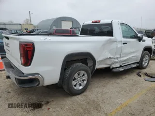 2024 GMC Sierra 1500 with VIN 3GTNUAED8RG389622, listed as a Copart auction lot 49223865 with 9,783 mi miles and Salvage Title. Bid and sale history available at DreamBid. Image 3.