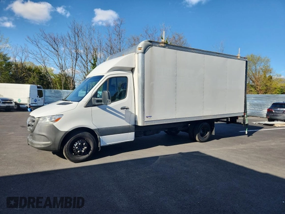 2021 Mercedes-Benz Sprinter with VIN W1X8D33Y9MN158890, listed as a Copart auction lot 52627565 with 13,274 mi miles and Salvage Title. Bid and sale history available at DreamBid. Image 2.