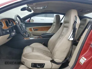 2004 Bentley Continental GT GT z VIN SCBCR63W84C021594, wystawiony jako Copart lot #53366645 z przebiegiem 100 178 mil mil oraz Tytuł czysty. Historia ofert i sprzedaży dostępna na DreamBid. Obrazek 7.