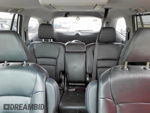 2019 Honda Pilot Touring 8-Passenger with VIN 5FNYF5H9XKB032783, listed as a Copart auction lot 48712895 with 116,349 mi miles and Clean title. Bid and sale history available at DreamBid. Image 10.