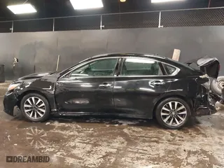 2017 Nissan Altima 2.5 SR with VIN 1N4AL3AP7HC279293, listed as a IAAI auction lot 41512244 with 68,643 mi miles. Bid and sale history available at carsss.com. Image 15.