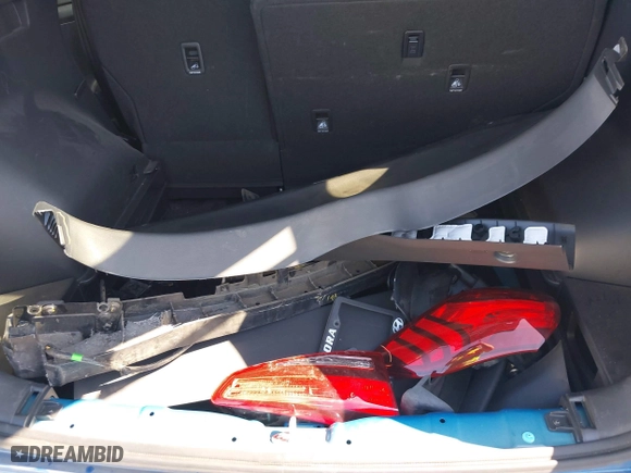 2019 Hyundai Tucson Value with VIN KM8J33A47KU966447, listed as a IAAI auction lot 41631458 with 46,519 mi miles. Bid and sale history available at carsss.com. Image 12.
