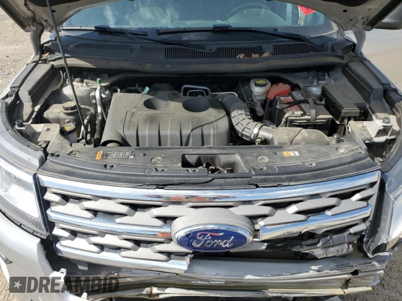 2018 Ford Explorer XLT z VIN 1FM5K7DHXJGB04184, wystawiony jako Copart lot #52551795 z przebiegiem 46 197 mil mil oraz Szkoda całkowita • Salvage title. Historia ofert i sprzedaży dostępna na DreamBid. Obrazek 12.