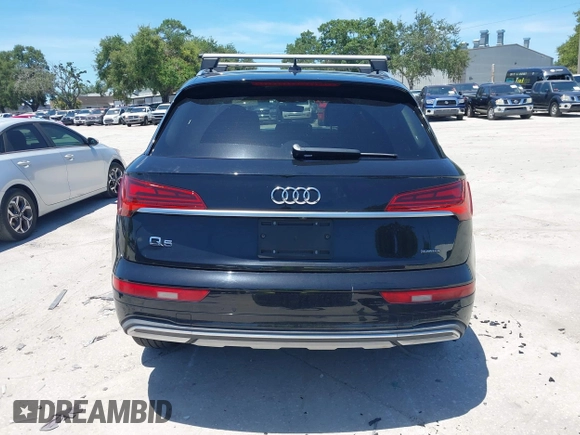 2021 Audi Q5 Premium with VIN WA1AAAFY8M2102459, listed as a IAAI auction lot 42585014 with Not provided miles and . Bid and sale history available at DreamBid. Image 17.