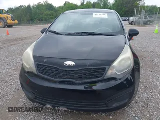 2013 Kia Rio LX with VIN KNADM4A35D6270556, listed as a IAAI auction lot 42115208 with 165,249 mi miles. Bid and sale history available at carsss.com. Image 6.